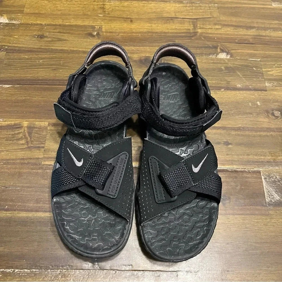 Nike ACG Air Deschutz+ Black Sandals - Picture 6 of 12